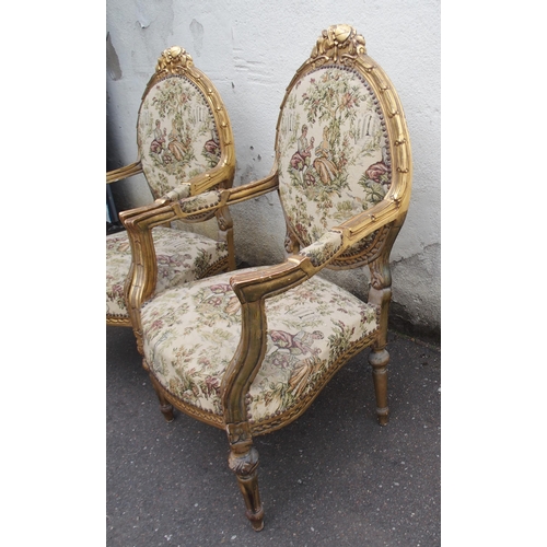 807 - A PAIR OF LOUIS XV STYLE GILTWOOD FAUTEUIL