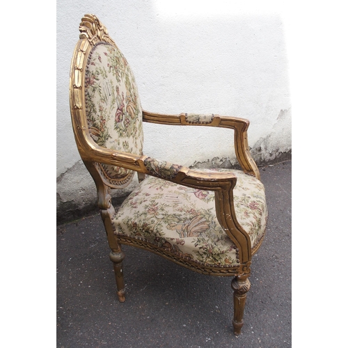 807 - A PAIR OF LOUIS XV STYLE GILTWOOD FAUTEUIL