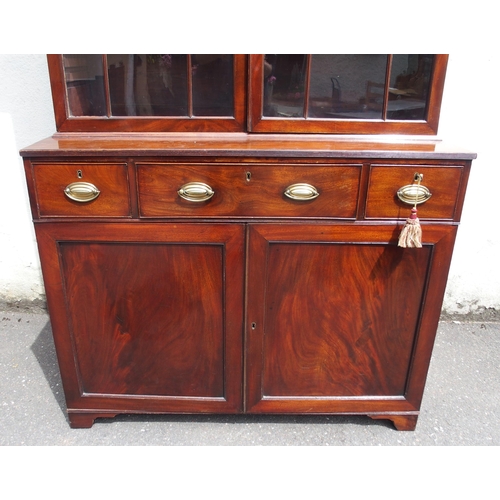 813 - A 19TH CENTURY MAHOGANY SECRETAIRE BOOKCASE