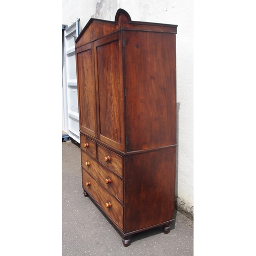 815 - A REGENCY MAHOGANY LINEN PRESS