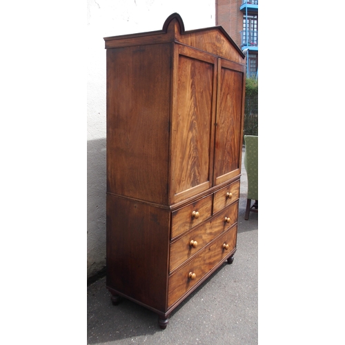 815 - A REGENCY MAHOGANY LINEN PRESS