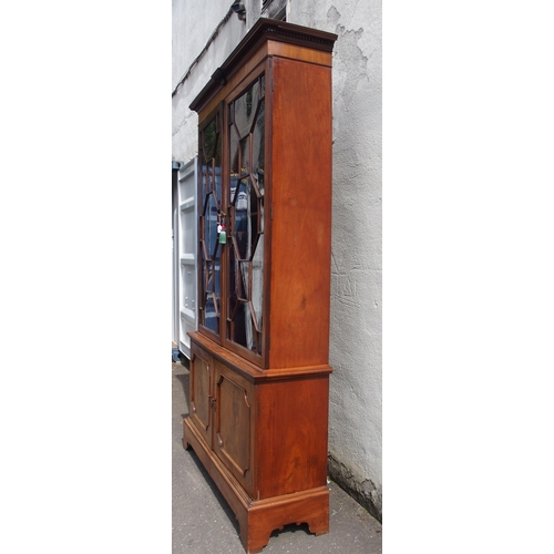 820 - A 19TH CENTURY MAHOGANY BOOKCASE