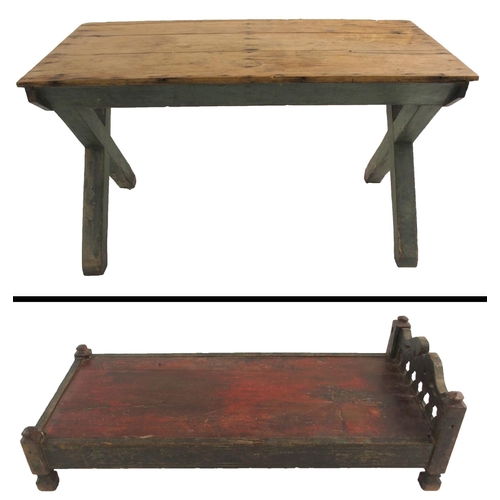 828 - A FRENCH PINE KITCHEN TABLE