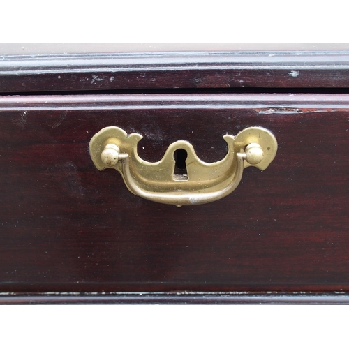 837 - A GEORGIAN MAHOGANY CHEST