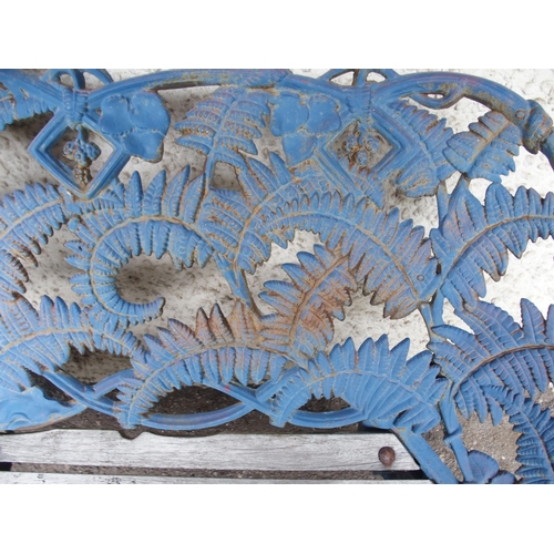 856 - A CAST IRON FERN PATTERN GARDEN BENCH