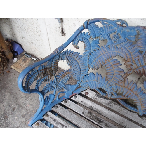 856 - A CAST IRON FERN PATTERN GARDEN BENCH