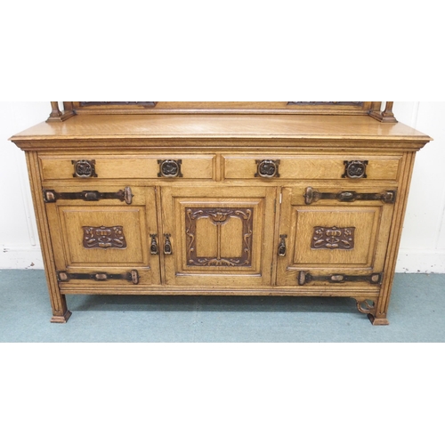 865 - AN ARTS AND CRAFTS MIRROR BACK SIDEBOARD