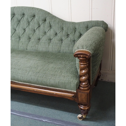 873 - A VICTORIAN ROSEWOOD SCROLL BACK SETTEE