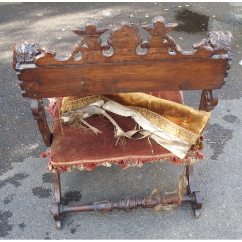 875 - AN UNUSUAL CONTINENTAL PROBABLY ITALIAN WALNUT BARONIAL CHAIR