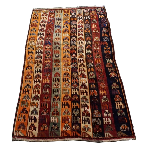 887 - A QUASQAI RUG