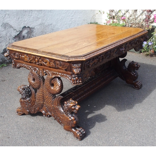 896 - A VICTORIAN OAK HALL TABLE