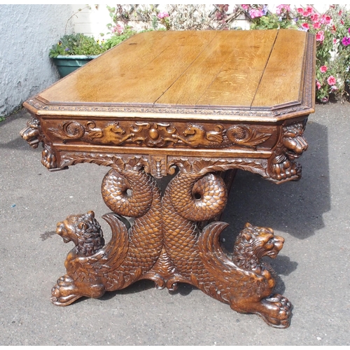 896 - A VICTORIAN OAK HALL TABLE