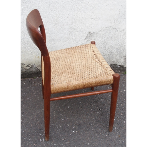 905 - A SET OF TEN J L MOLLER TEAK CHAIRS