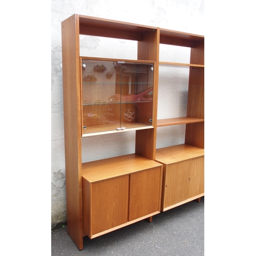 908 - A POUL CADOVIUS TEAK CADO FREE STANDING SYSTEM