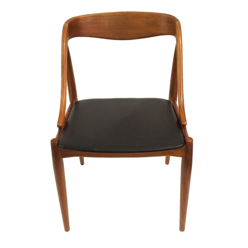 916 - A PAIR OF DANISH JOHANNES ANDERSON FOR ULDUM MOBEL FABRICK MID-CENTURY TEAK CHAIRS