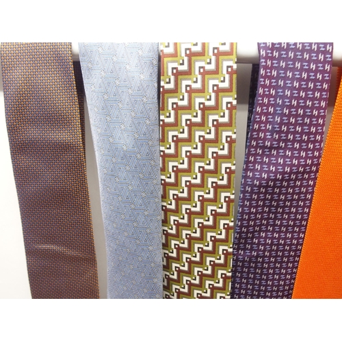 1482 - A COLLECTION OF TEN HERMES SILK TIES