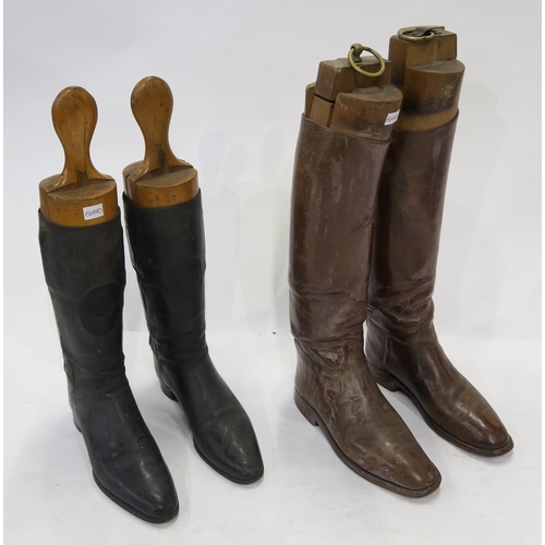 555 - A pair of black leather riding boots by James Allan & Son Ltd., 123 Princes Street, Edinburgh; a... 