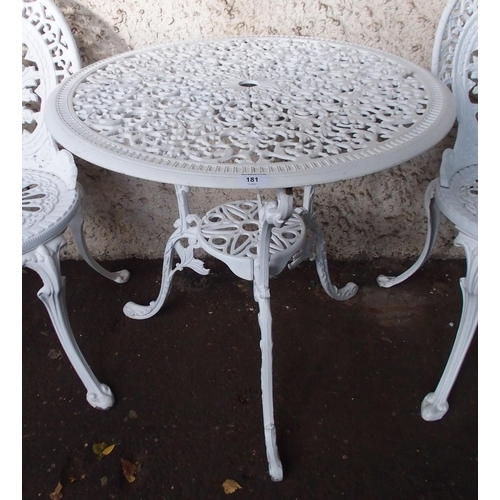 181 - A 20th century cast metal garden table and four accompanying chairs (5)