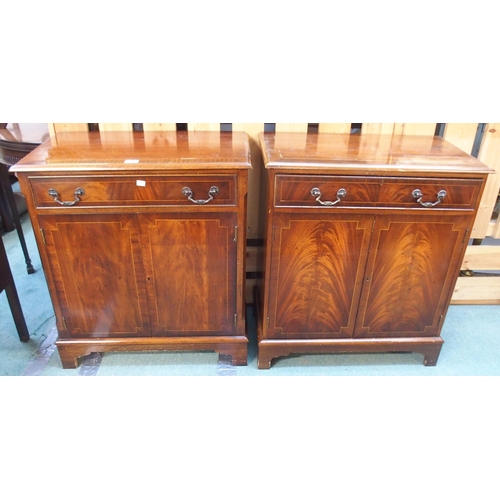 82 - A pair of 20th century mahogany side cabinets (2)