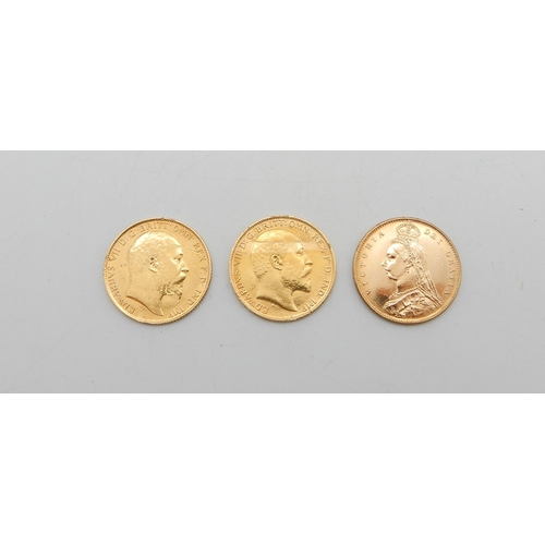 362D - VICTORIAN SHEILD HALF SOVEREIGN 1887 and two Edwardian half sovereigns 1902 and 1910, 12 grams total... 