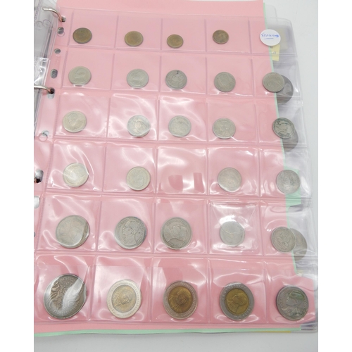 363 - CHINESE EMPIRE CASH COINS together with coin collectors sheets from China, Singapore, South Africa, ... 