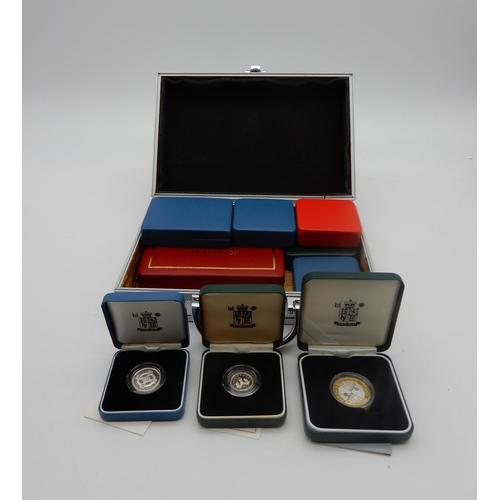 369B - SILVER PROOF COINS, A 1984 - 1987 UK £1 Proof Collection, 1993 One Pound, 1994 £1, 300th Act of the ... 