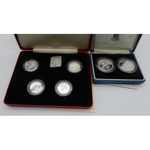 369B - SILVER PROOF COINS, A 1984 - 1987 UK £1 Proof Collection, 1993 One Pound, 1994 £1, 300th Act of the ... 