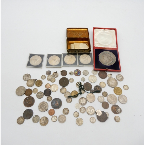 370 - A Queen Victoria 1837-1897 medal together with diamond jubilee examples, various coins and tokens