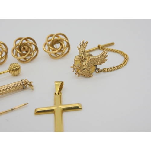 569 - A collection of 18ct, 9ct and yellow metal items to include, an 18ct gold cross weight 1.6gms  a 9ct... 