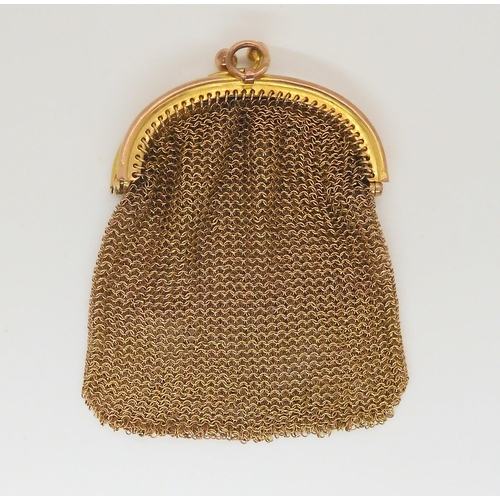 574 - A yellow metal mesh purse with a continental 9k hallmark, weight 24.8gms