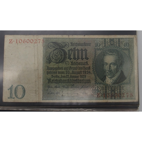 347 - A collection of banknotes with WW2 The Japanese Government One Ruppee and Ten Ruppee, One Centavo  a... 