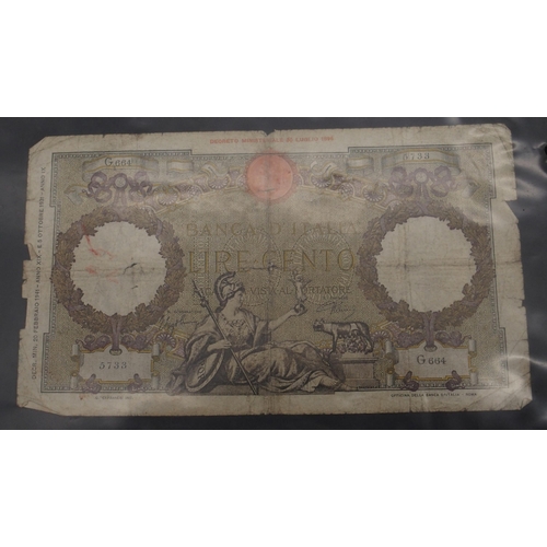 347 - A collection of banknotes with WW2 The Japanese Government One Ruppee and Ten Ruppee, One Centavo  a... 