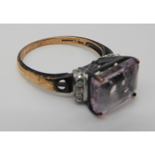 678 - A 9ct rose gold kunzite and diamond ring, size P1/2, weight 3.4gms, with Rocks & Co certificate