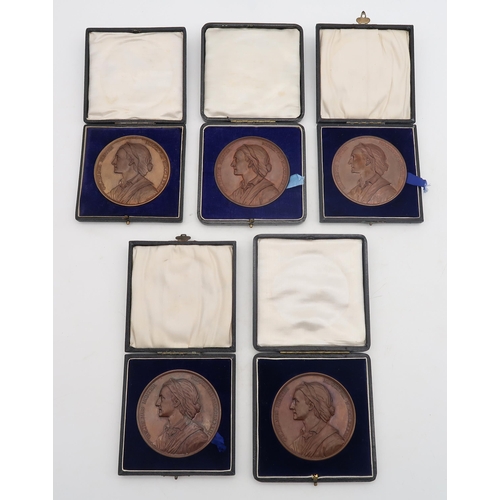 471 - Five cased Gulielmus (William) Hunter academic medals, all awarded to Gavin McCallum - 1919-20 ... 