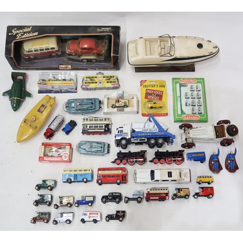 537 - Various model vehicles, to include Corgi, Lledo, Days Gone, a Sutcliffe tin plate boat, Subbuteo Mor... 