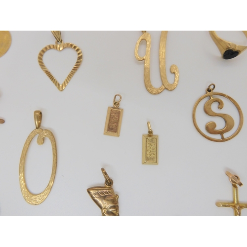 791 - Assorted letter pendants, crosses, other pendants, part rings etc, weight together, 31.3gms