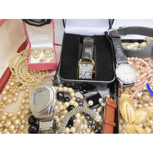 900A - A large collection of watches and costume jewellery to include Oris, Sekonda watches, cultured pearl... 