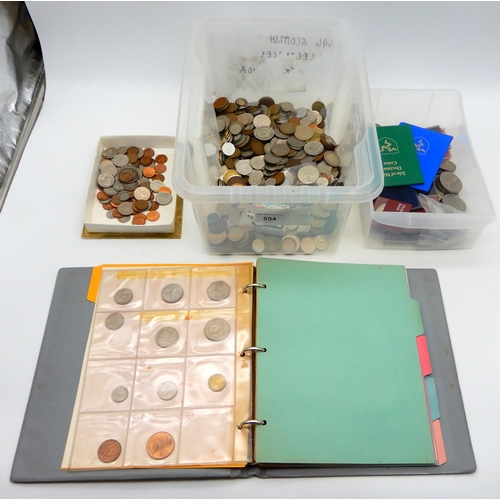 554 - AMERICAN COINS with half dollars, quarter dollars, dimes, 5 cents, 1 cents together with Elizabeth I... 