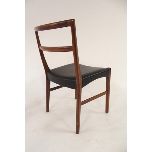 2100 - A CIRCA 1960S JOHANNES ANDERSEN FOR BERNHARD PEDERSEN & SON OF DENMARK ROSEWOOD CIRCULAR EXTENDI... 