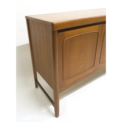 2101 - A MID 20TH CENTURY TEAK NATHAN 