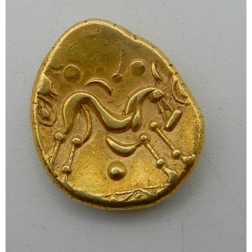 2638 - GAUL AMBIANI, GOLD STATER CELTIC HORSE COIN15mm diameter 6.27 grams