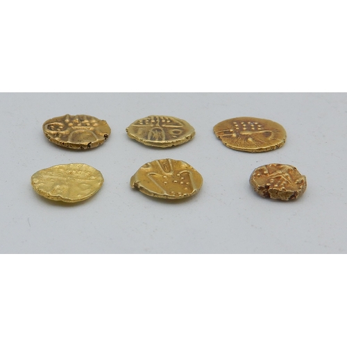 2639 - HINDU DYNASTIES GOLD FANAM 7.5mm diameter irregular 0.37 grams, 7mm diameter irregular 0.39 grams, 8... 