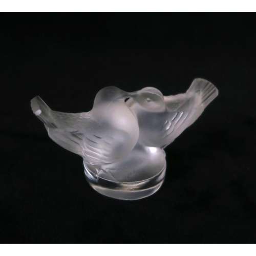 2154 - A PAIR OF LALIQUE BIRDSincluding Moineau Coquet and the other Moineau Moquer, 11cm long together wit... 