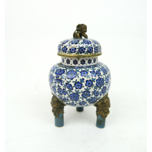 2375 - A CHINESE CLOISONNE AND GILT METAL INKWELL CENSERDecorated with blue flower heads on a white ground ... 