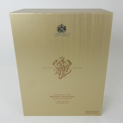 2674 - JOHN WALKER & SONS Johnnie Walker private collection 2016 edition blended scotch whisky... 