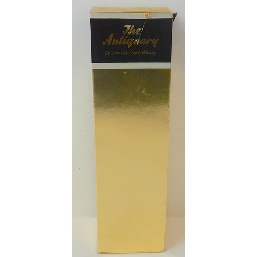 2687 - THE ANTIQUARY DE LUXE OLD SCOTCH WHISKY By J&W Hardy Ltd South Queensferry Scotland 1000ml... 