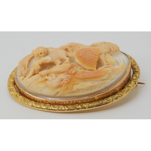 2730 - A CAT AND ROOSTER SHELL CAMEOan unusual theme in a 9ct gold brooch mount, well carved in high relief... 