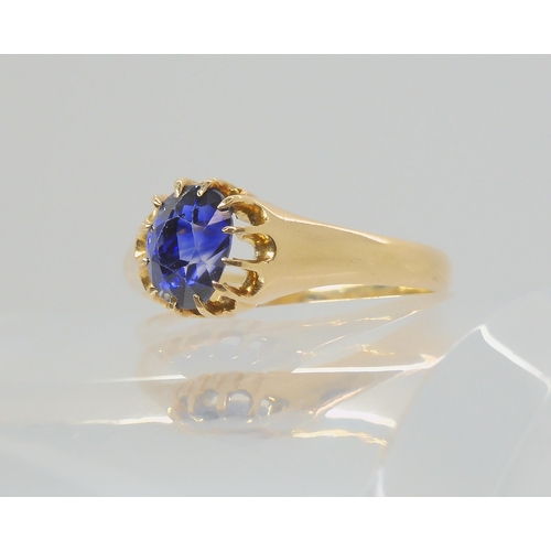 2787 - A SAPPHIRE RINGwith a vintage gypsy style setting. Finger size M1/2, weight 3gms... 