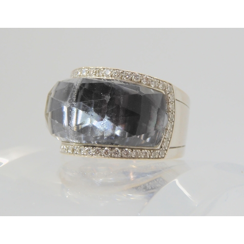 2811 - A STEPHEN WEBSTER RINGin 18ct white gold, with full London hallmarks for 2004. From the 'Crystal Haz... 