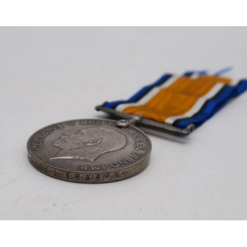 522 - A WW1 British War Medal and Victory Medal pair, named to M. 16751 J. Struthers E.R.A. 4 R.N. (2)